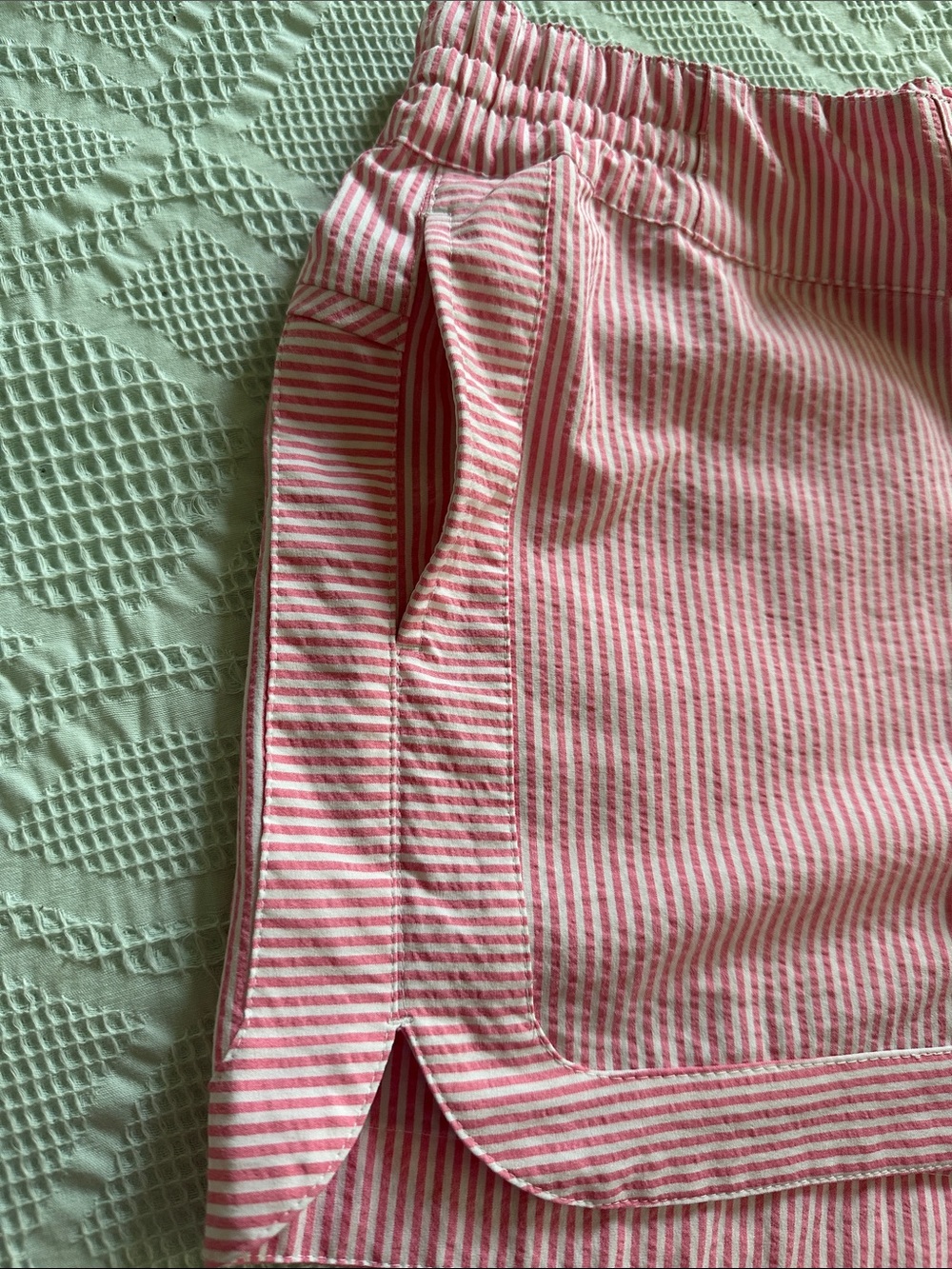 Vineyard Vines Pink Striped Drawstring Athletic Shorts - Picture 3 of 9